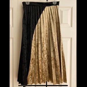 Pleated velvet skirt